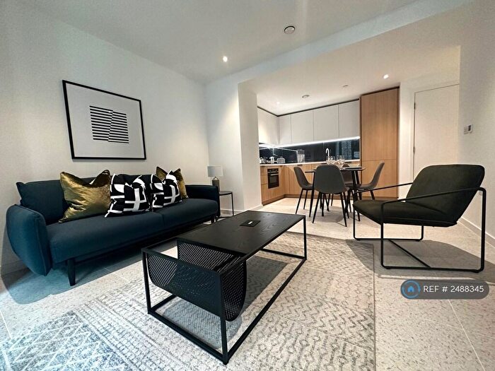 1 Bedroom Flat To Rent In Bouchon Point, London, E1