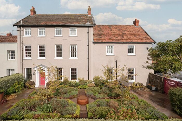 6 Bedroom Semi-Detached House For Sale In Abbots Leigh, Bristol, BS8