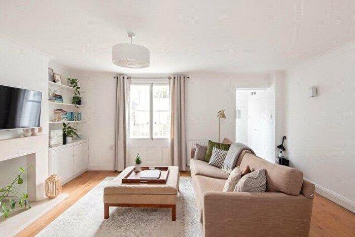 1 Bedroom Apartment To Rent In Tregunter Road, Kensington And Chelsea, London, SW10