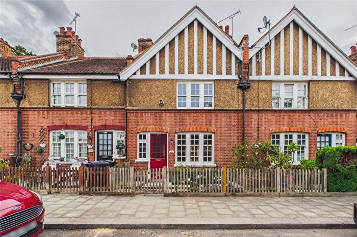 3 Bedroom Terraced House For Sale In Rosendale Road, London, SE24