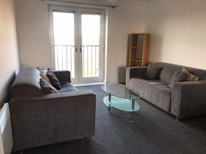 3 Bedroom Property To Rent In Chapeltown Street, Manchester, M1