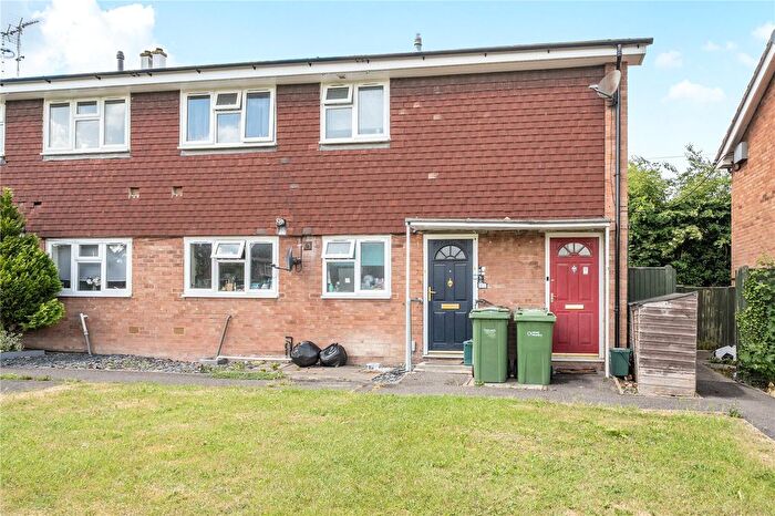 2 Bedroom Maisonette For Sale In Druids Walk, Didcot, OX11