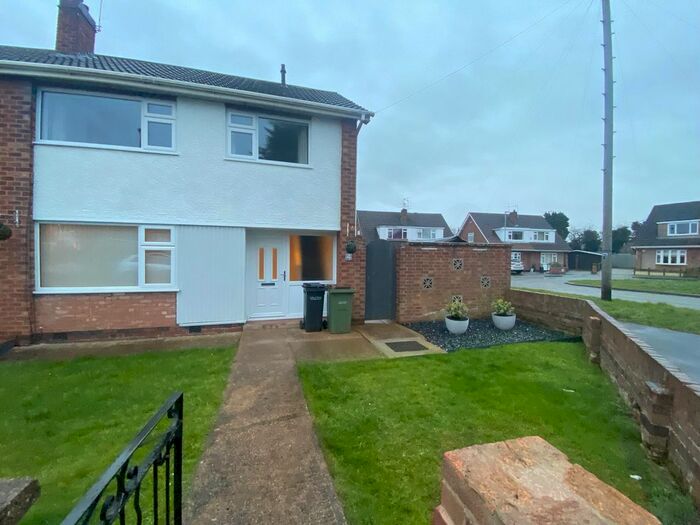 3 Bedroom Property To Rent In Brecon Close, Wigston, LE18