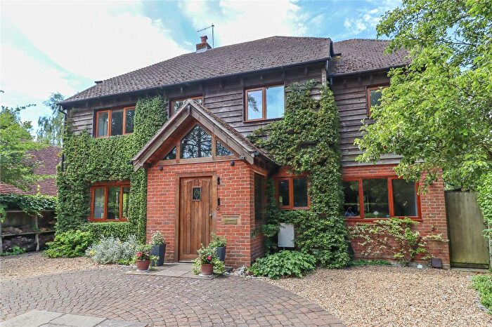 4 Bedroom Detached House For Sale In Horsebridge Road, Broughton, Stockbridge, Hampshire, SO20