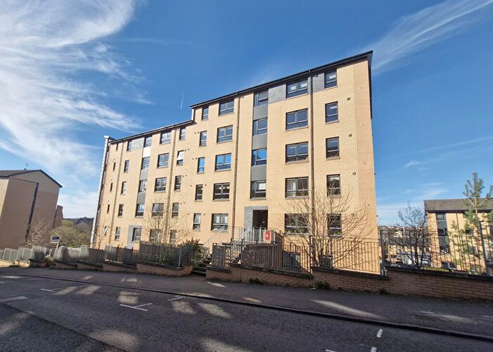 2 Bedroom Flat To Rent In Oban Drive, North Kelvinside, G20