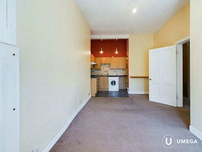 1 Bedroom Flat To Rent In New Street, Musselburgh, Edinburgh, EH21