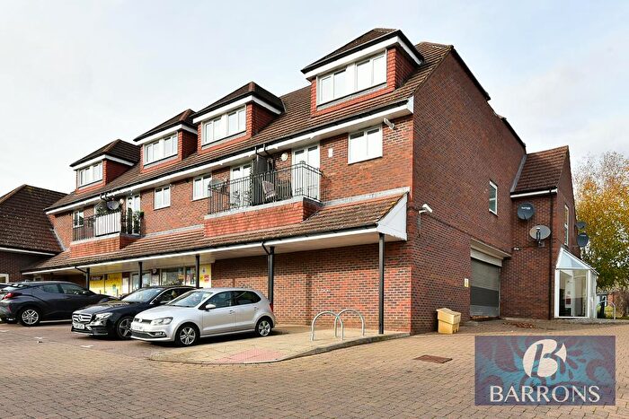 2 Bedroom Flat For Sale In Paul Close, West Cheshunt, EN7