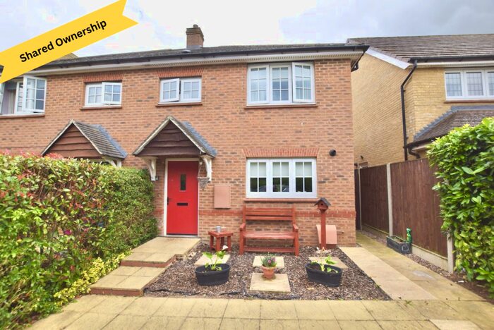 3 Bedroom Semi-Detached House For Sale In Towcester, Northamptonshire, NN12
