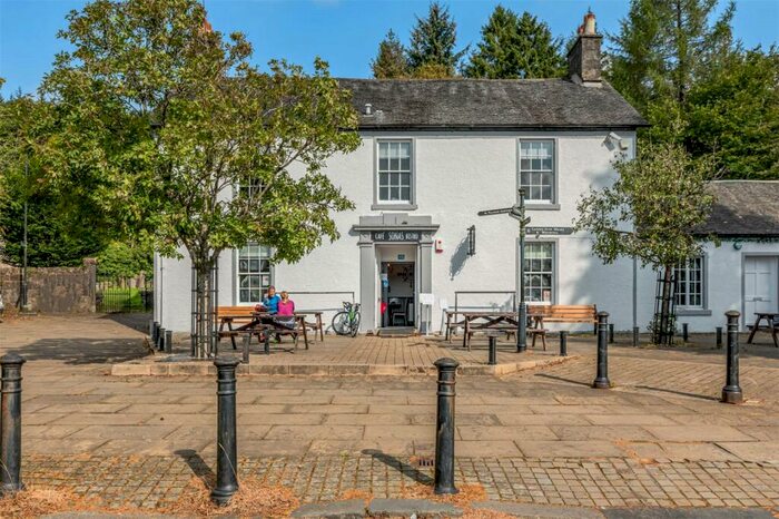 3 Bedroom Flat For Sale In The Clachan, Campsie Glen, Glasgow, East Dunbartonshire, G66