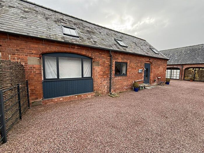 House To Rent In Woodend Farm, Broom Hill, Huntley, GL19