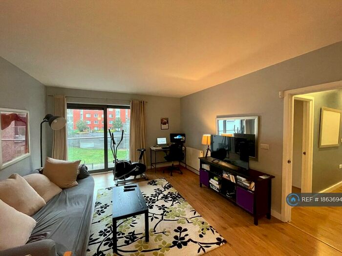 1 Bedroom Flat To Rent In Hornsey Street, London, N7