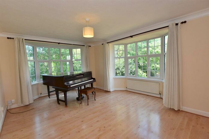 1 Bedroom Flat To Rent In Welham House, Bootham, York, YO30