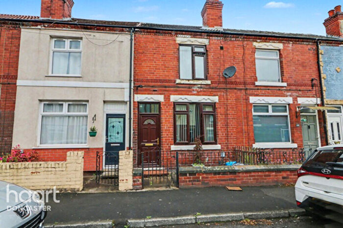 2 Bedroom Terraced House For Sale In Queens Road, Askern, Doncaster, DN6