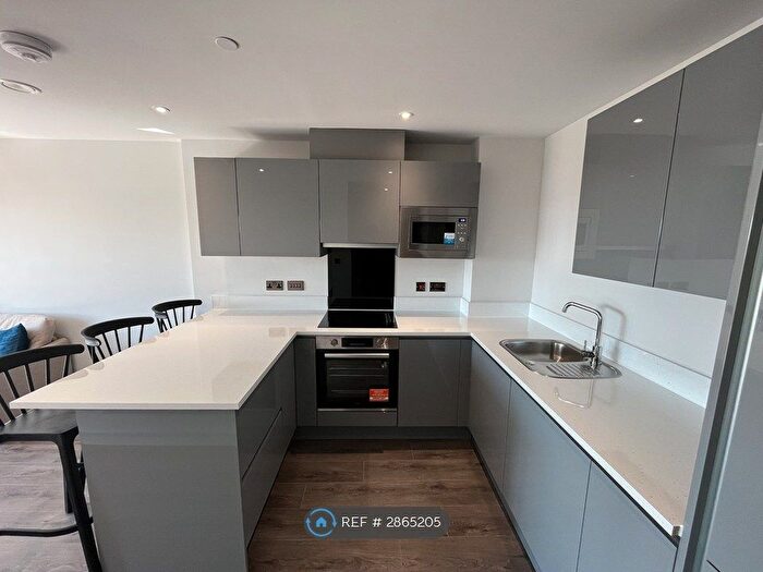 2 Bedroom Flat To Rent In Brassey St, Liverpool, L8