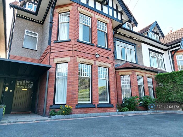 2 Bedroom Flat To Rent In Park Road, West Kirby, Wirral, CH48