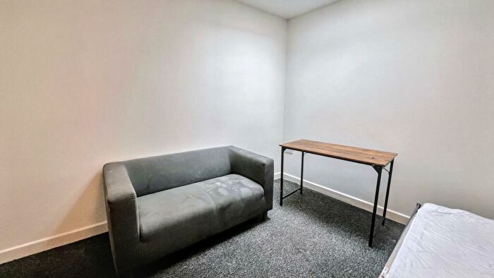 1 Bedroom Flat To Rent In Church Road, St George, BS5