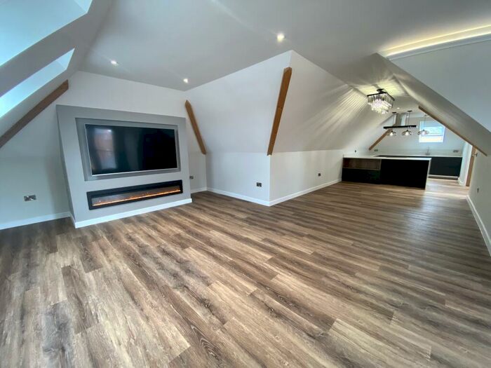 2 Bedroom Apartment To Rent In Church Street, Bingham, NG13