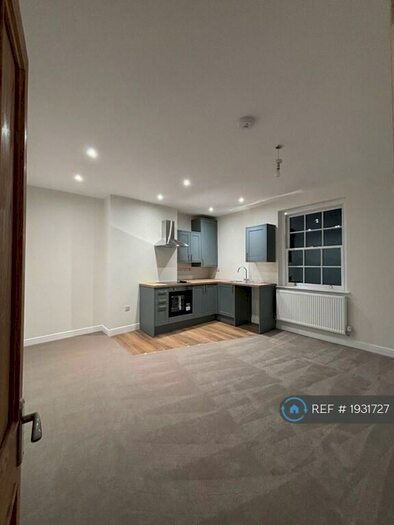 2 Bedroom Flat To Rent In London Road, King's Lynn, PE30