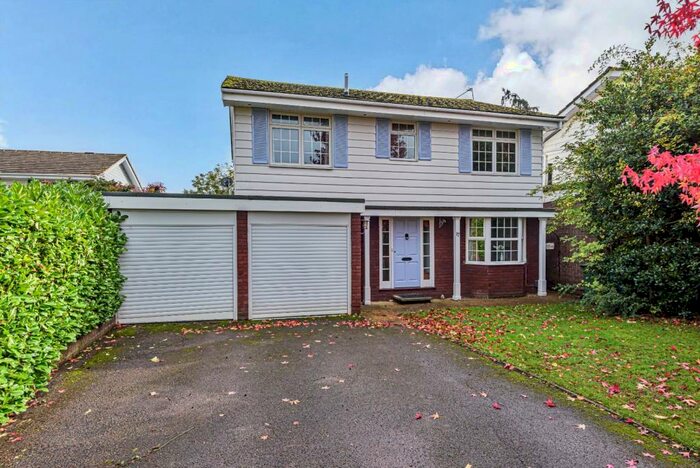 4 Bedroom Detached House To Rent In Tyrell Gardens, Windsor, SL4