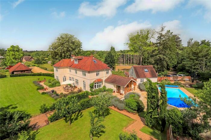 6 Bedroom Detached House For Sale In Wickham Road, Swanmore, Hampshire, SO32