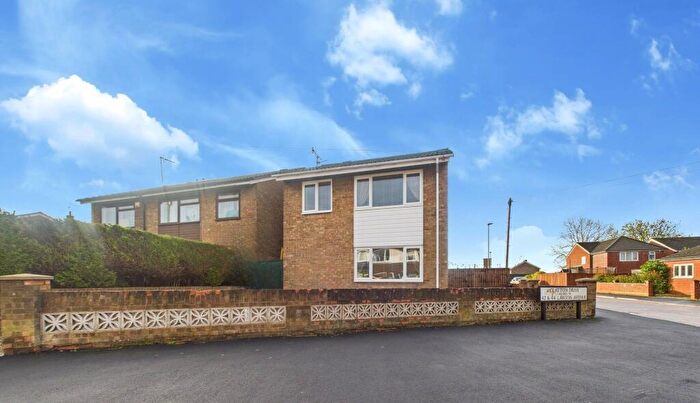 3 Bedroom Detached House For Sale In Lawson Avenue, Peterborough, PE2