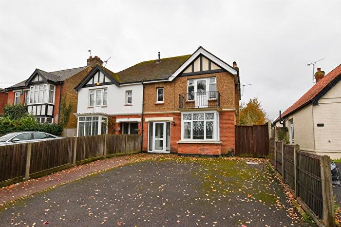 3 Bedroom Semi Detached House To Rent In Sutton Road, Maidstone, ME15