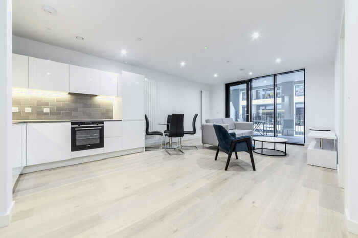 1 Bedroom Apartment To Rent In Pinnacle House, Schooner Road, Royal Wharf, London, E16