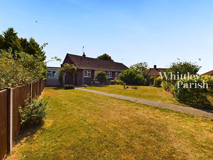 2 Bedroom Semi-Detached Bungalow For Sale In Reeve Close, Scole, Diss, IP21