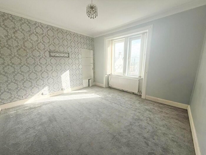 2 Bedroom Flat For Sale In C Dalry Road, Kilwinning, KA13