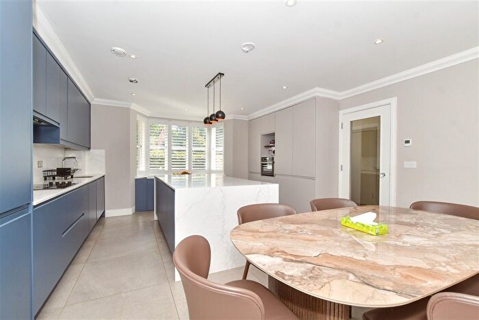 5 Bedroom Detached House For Sale In High Road, Chigwell, Essex, IG7