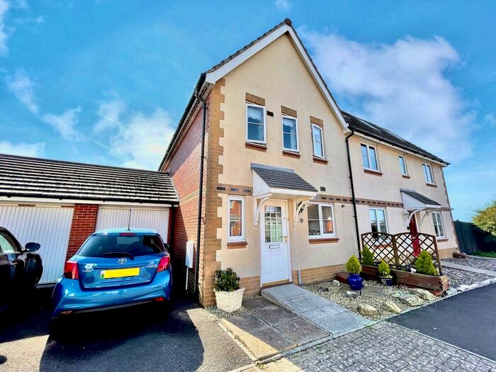 3 Bedroom Property To Rent In Heol Eryr Mor, Barry, CF62