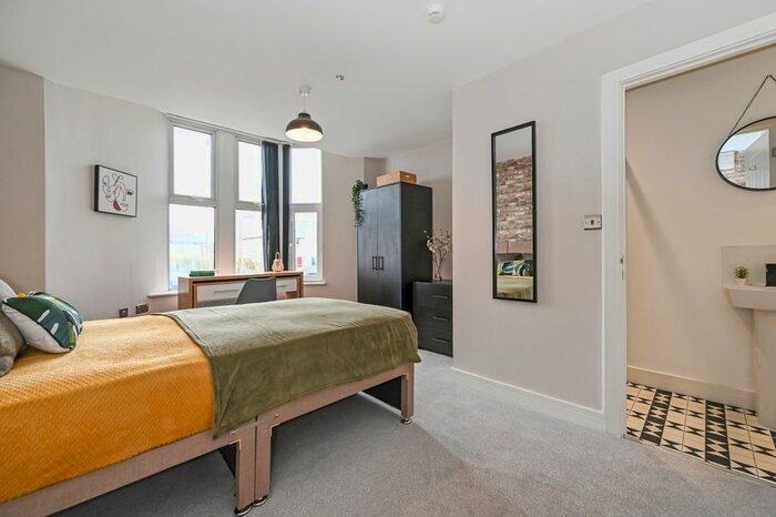 1 Bedroom Terraced House To Rent In North Road, Cardiff, CF14