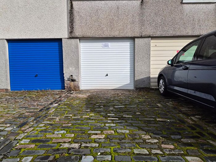Garage / Parking For Sale In Berryhill Road, Cumbernauld, G67