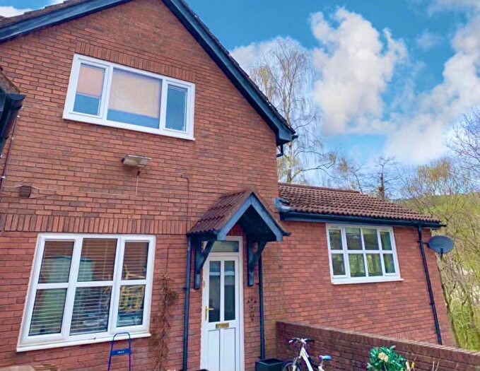 2 Bedroom House To Rent In Tudor Gardens, Machen, Caerphilly, CF83