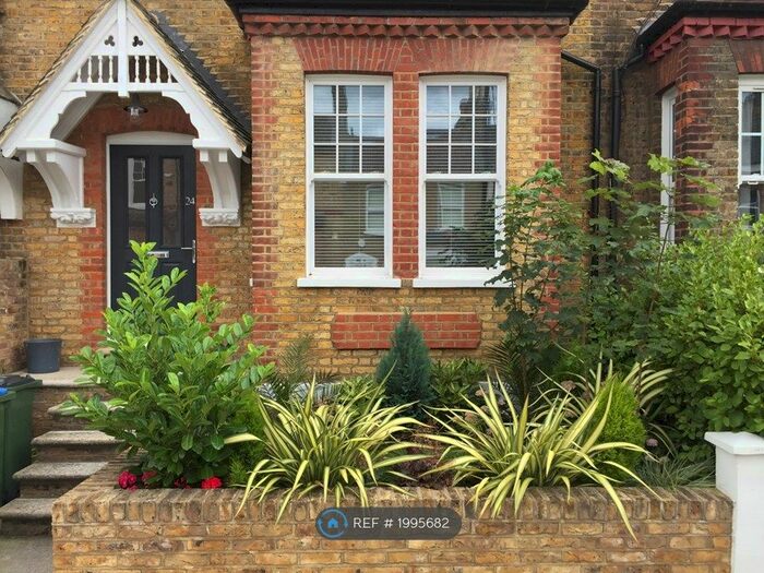 4 Bedroom Terraced House To Rent In Ruthin Road, London, SE3