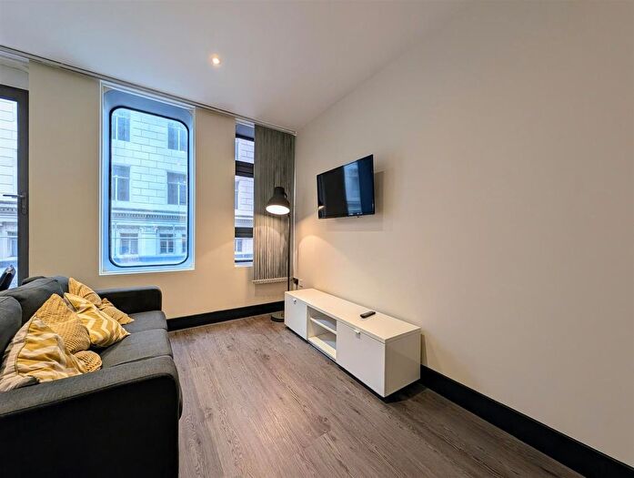 2 Bedroom Flat To Rent In Rumford Street, Liverpool, L2