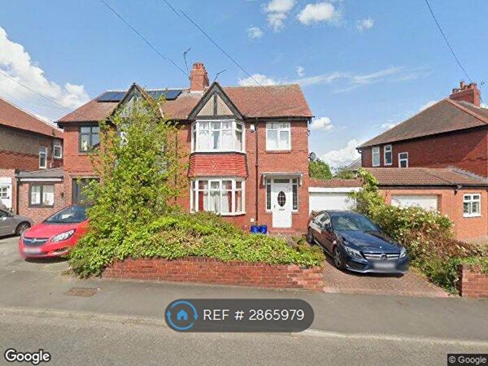 3 Bedroom Semi-Detached House To Rent In Eastwood Gardens, Newcastle Upon Tyne, NE3