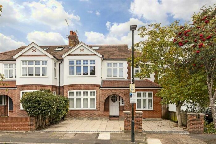 5 Bedroom Semi-Detached House To Rent In Chelwood Gardens, Kew, Richmond, TW9