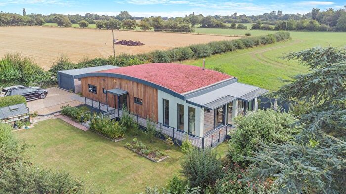 2 Bedroom Detached Bungalow For Sale In Cranworth Road, Shipdham, Thetford, IP25