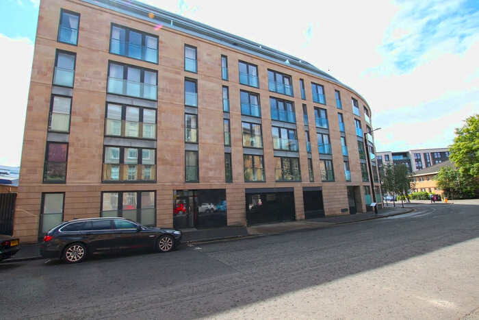 2 Bedroom Apartment To Rent In Minerva Street, G3
