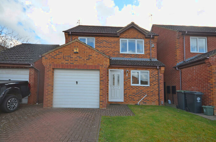 3 Bedroom Detached House To Rent In Raunds, NN9