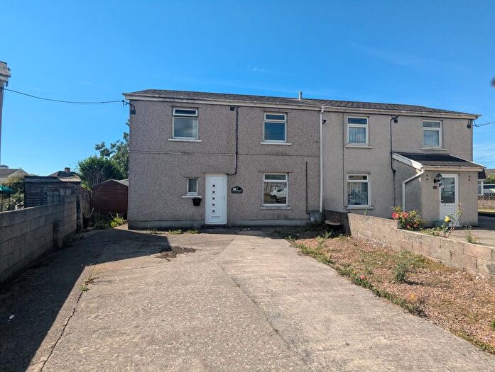 3 Bedroom Semi-Detached House For Sale In Green Circle, Pyle, Bridgend, CF33