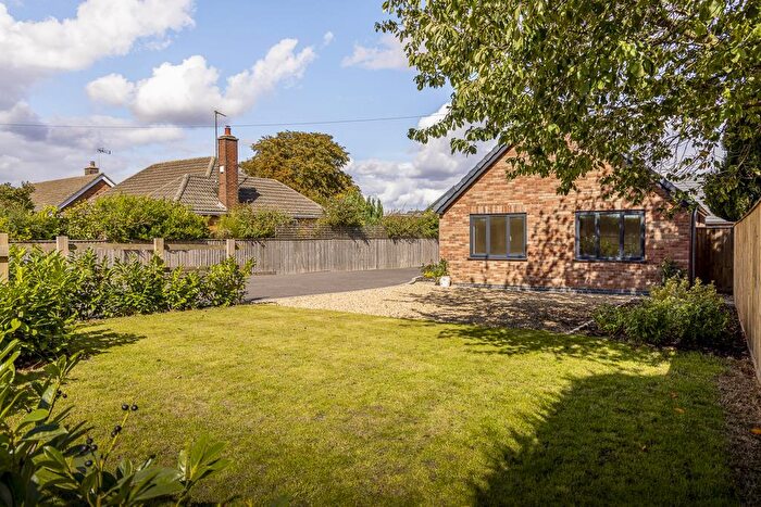 3 Bedroom Detached Bungalow For Sale In Burgess Court, Donington, PE11