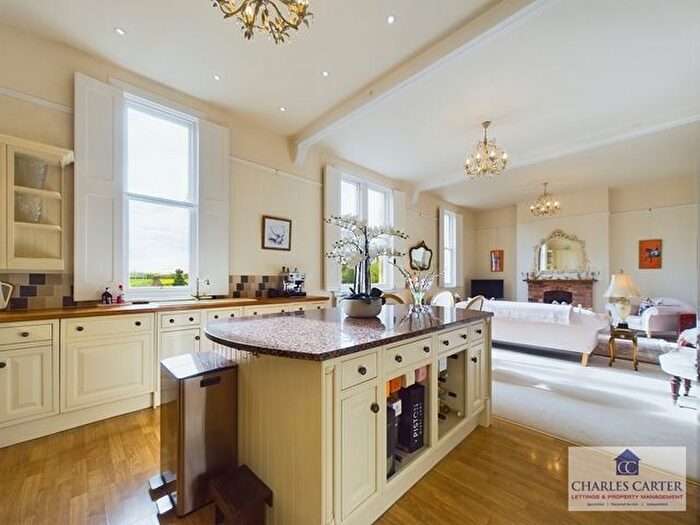 3 Bedroom Cottage To Rent In Crown East, Worcester, WR2