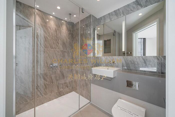 2 Bedroom Apartment To Rent In ， Harcourt Tower, E14