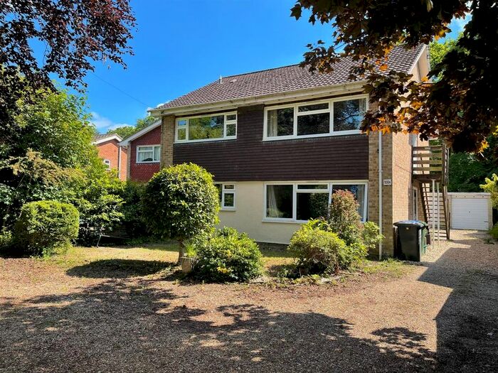 3 Bedroom Maisonette To Rent In Aldershot Road, Fleet, GU51