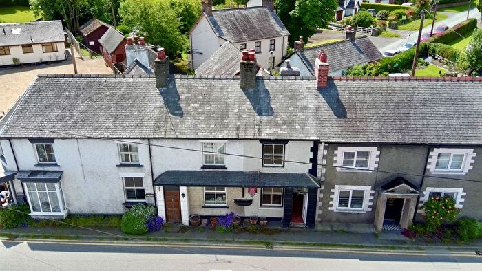 2 Bedroom Cottage For Sale In Cottage Brogain Penybontfawr, Oswestry, Shropshire, SY10