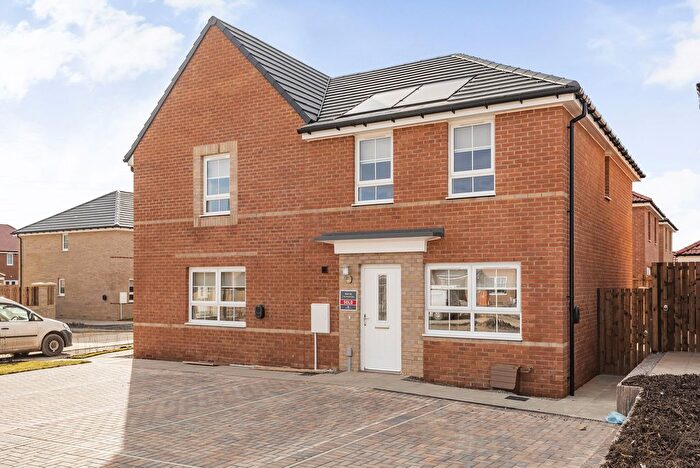 3 Bedroom Semi-Detached House To Rent In Lantana Place, Newcastle Upon Tyne, NE15