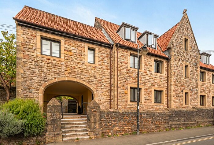 2 Bedroom Flat For Sale In North Grove, Wells, Somerset, BA5