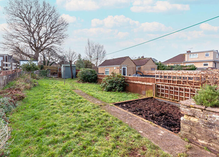 3 Bedroom End Of Terrace House For Sale In Queensholm Drive, Bromley Heath, BS16